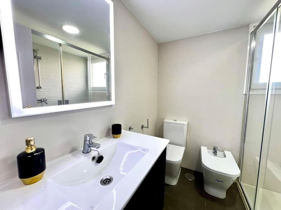 Apartamento Playamar Deluxe Pool & Sinese Design Homes